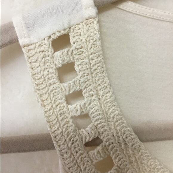 Ric Rac Ivory Ruffle Sleeveless Top - Picture 4 of 6